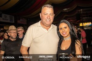 36&ordf; Oktoberfest de Igrejinha (Show Grupo Menos &eacute; Mais)