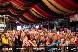 36&ordf; Oktoberfest de Igrejinha (Show Grupo Menos &eacute; Mais)
