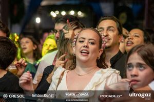 36&ordf; Oktoberfest de Igrejinha (Show Grupo Menos &eacute; Mais)