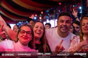 36&ordf; Oktoberfest de Igrejinha (Show Grupo Menos &eacute; Mais)