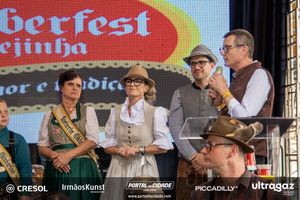 Apresenta&ccedil;&atilde;o da Presidente e do Vice-Presidente da 37&ordf; Oktoberfest de Igrejinha