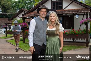 Apresenta&ccedil;&atilde;o da Presidente e do Vice-Presidente da 37&ordf; Oktoberfest de Igrejinha
