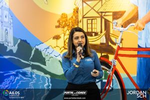 Inaugura&ccedil;&atilde;o do Posto de Atendimento da Viacredi Alto Vale