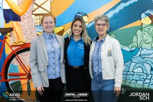 Inaugura&ccedil;&atilde;o do Posto de Atendimento da Viacredi Alto Vale