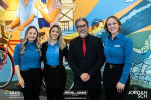 Inaugura&ccedil;&atilde;o do Posto de Atendimento da Viacredi Alto Vale