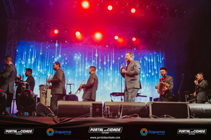 Show do Marcos & Belutti e do Corpo e Alma no 8&ordm; Arrai&aacute; Solid&aacute;rio de Itapema