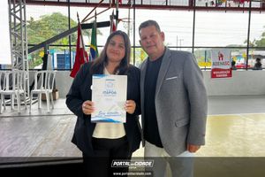 Munic&iacute;pio entrega matr&iacute;culas dos im&oacute;veis aos moradores do S&atilde;o Jos&eacute; II