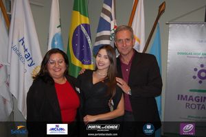 Bruno Guideli toma posse como presidente do Rotary Club de Jacarezinho