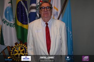 Bruno Guideli toma posse como presidente do Rotary Club de Jacarezinho