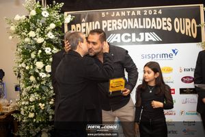 V Jantar Pr&ecirc;mio Personalidades Ouro 2024