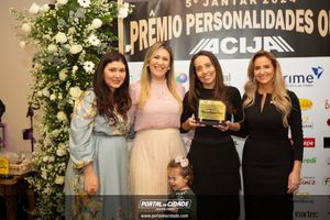 V Jantar Pr&ecirc;mio Personalidades Ouro 2024