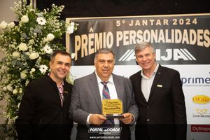 V Jantar Pr&ecirc;mio Personalidades Ouro 2024