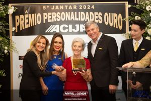 V Jantar Pr&ecirc;mio Personalidades Ouro 2024