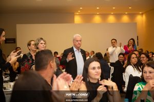V Jantar Pr&ecirc;mio Personalidades Ouro 2024