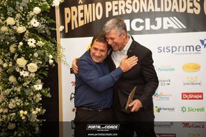 V Jantar Pr&ecirc;mio Personalidades Ouro 2024