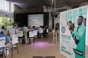 Reuni&atilde;o com os associados SICOOB Louveira