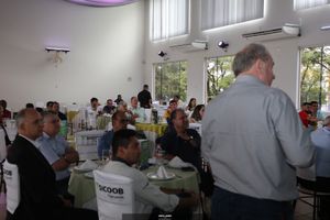 Reuni&atilde;o com os associados SICOOB Louveira