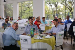 Reuni&atilde;o com os associados SICOOB Louveira