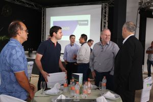 Reuni&atilde;o com os associados SICOOB Louveira