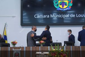Cerim&ocirc;nia de Posse dos Vereadores, Prefeito e Vice prefeito da Cidade de Louveira