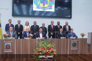 Cerim&ocirc;nia de Posse dos Vereadores, Prefeito e Vice prefeito da Cidade de Louveira