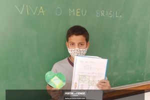 7 de Setembro na rede Municipal de Ensino em Louveira