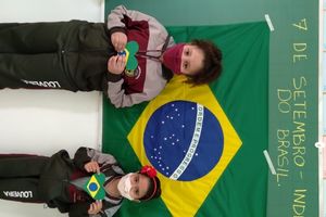 7 de Setembro na rede Municipal de Ensino em Louveira