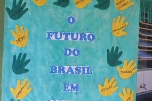 7 de Setembro na rede Municipal de Ensino em Louveira