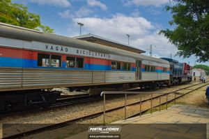 Passeio de trem tur&iacute;stico 