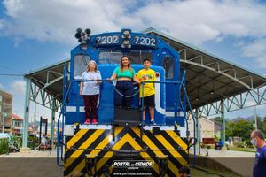 Passeio de trem tur&iacute;stico 