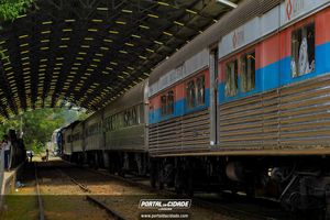 Passeio de trem tur&iacute;stico 