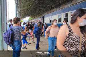 Passeio de trem tur&iacute;stico 