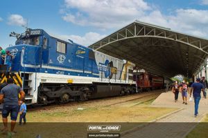 Passeio de trem tur&iacute;stico 