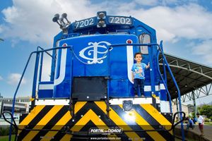 Passeio de trem tur&iacute;stico 