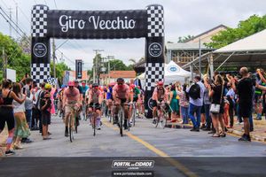 Evento cicl&iacute;stico Giro Vecchio