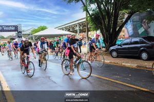 Evento cicl&iacute;stico Giro Vecchio