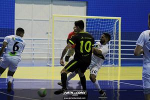 Semifinal do Futsal Amador-Chamados  X   J Cabelereiro 
