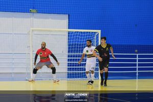 Semifinal do Futsal Amador-Chamados  X   J Cabelereiro 
