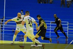 Semifinal do Futsal Amador-Chamados  X   J Cabelereiro 