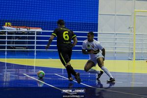 Semifinal do Futsal Amador-Chamados  X   J Cabelereiro 