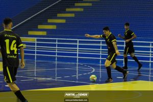 Semifinal do Futsal Amador-Chamados  X   J Cabelereiro 