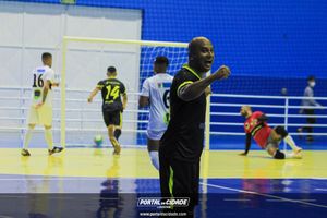 Semifinal do Futsal Amador-Chamados  X   J Cabelereiro 