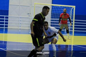 Semifinal do Futsal Amador-Chamados  X   J Cabelereiro 