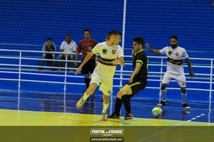 Semifinal do Futsal Amador-Chamados  X   J Cabelereiro 