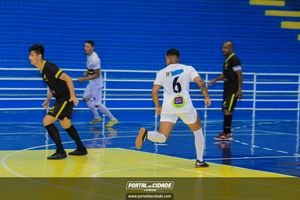 Semifinal do Futsal Amador-Chamados  X   J Cabelereiro 