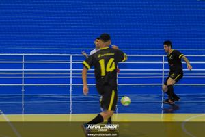 Semifinal do Futsal Amador-Chamados  X   J Cabelereiro 
