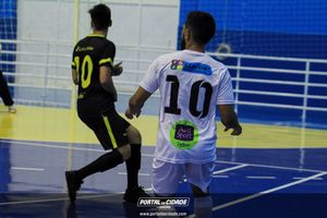 Semifinal do Futsal Amador-Chamados  X   J Cabelereiro 