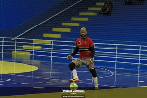 Semifinal do Futsal Amador-Chamados  X   J Cabelereiro 
