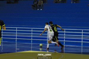 Semifinal do Futsal Amador-Chamados  X   J Cabelereiro 