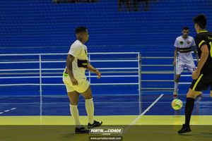 Semifinal do Futsal Amador-Chamados  X   J Cabelereiro 